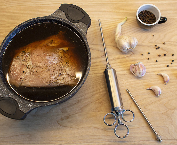 Мясо и шприц