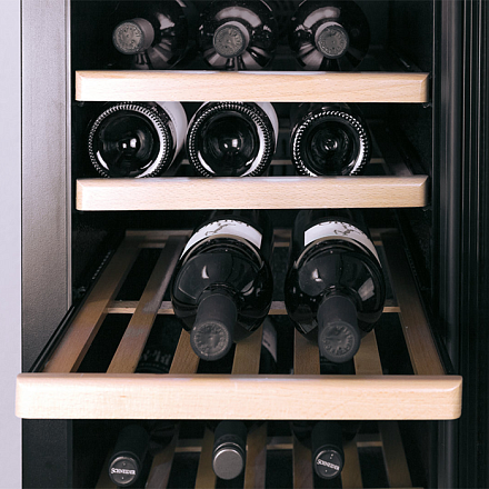 Винный шкаф Caso WineSafe 192